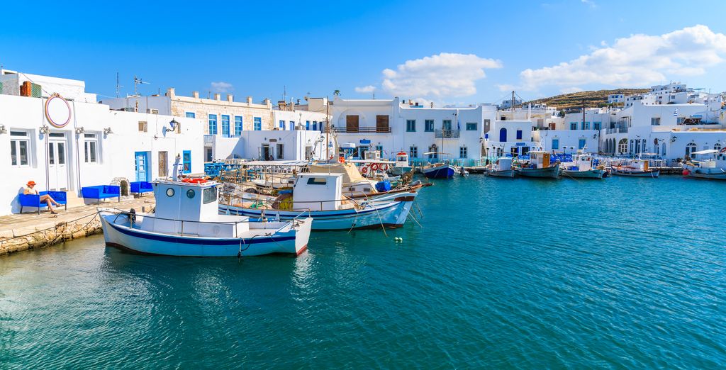Soggiorno in libertà: Il patrimonio greco e isole iconiche delle Cicladi