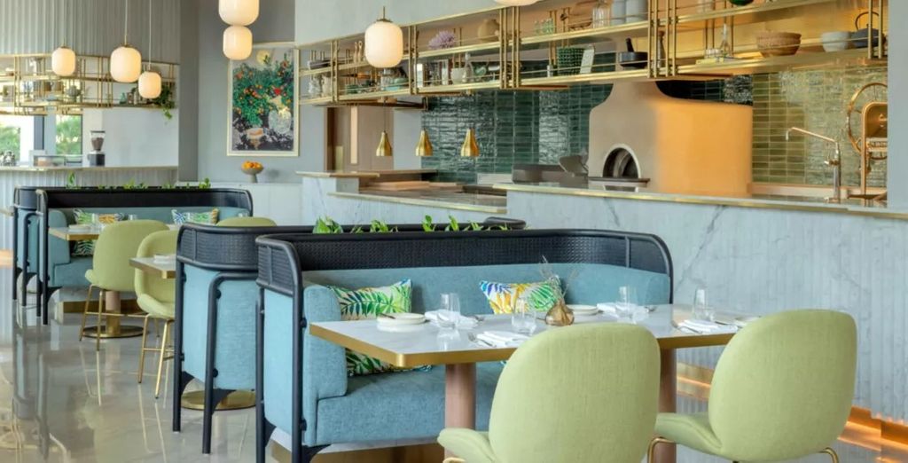 Intercontinental Residences Dubai Business Bay by IHG 5*
