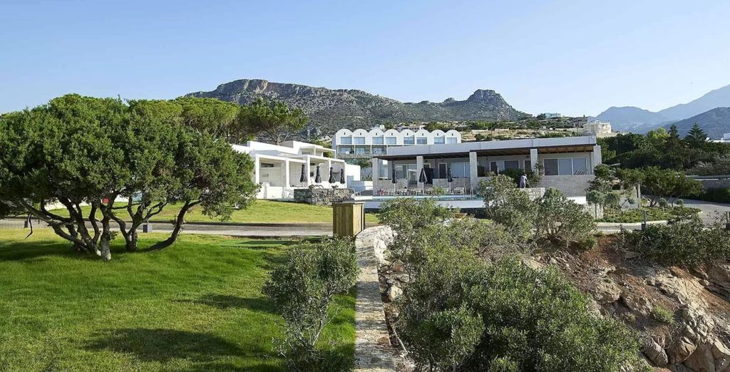 Kakkos Beach Hotel 5* - Adults Only