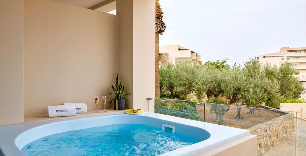 Mirabello Bay Luxury Resort 5*