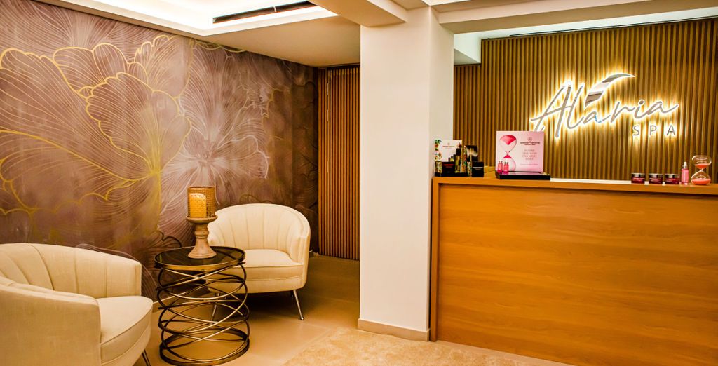 At Herbal Hotel 4*