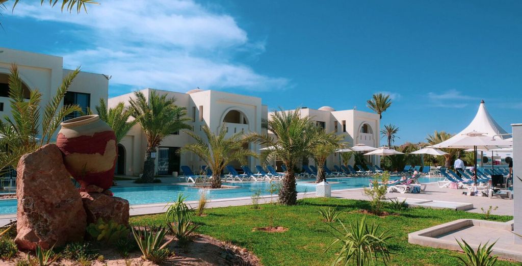 Futura Club Cesar Thalasso Aqua Resort 4* 
