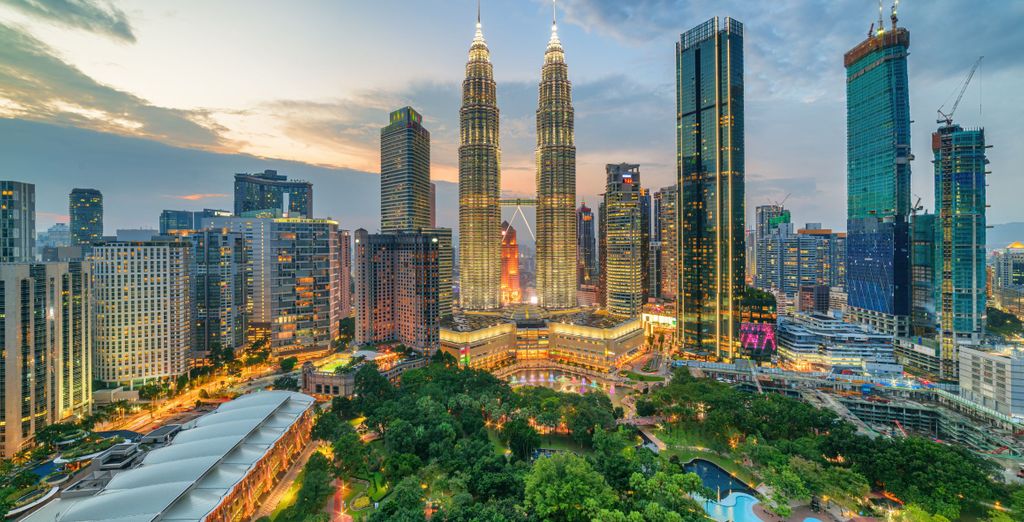Moxy Kuala Lumpur Chinatown 4* e Tanjong Jara Resort 5*