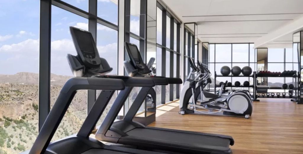 The St. Regis Al Mouj Muscat Resort 5* con possibile prolungamento all'Hotel Indigo Jabal Akhdar Resort & Spa by IHG 4*