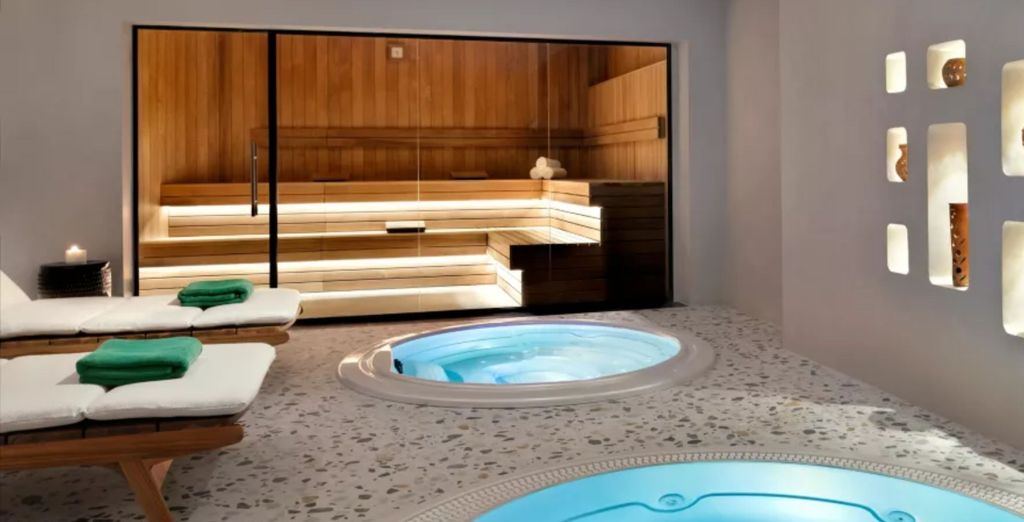 The St. Regis Al Mouj Muscat Resort 5* con possibile prolungamento all'Hotel Indigo Jabal Akhdar Resort & Spa by IHG 4*