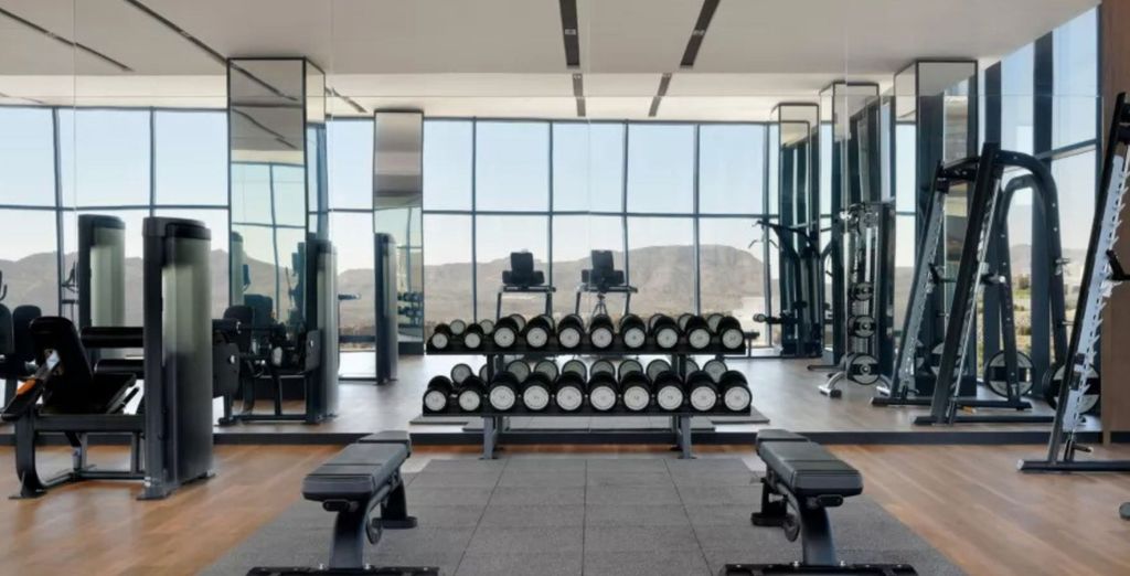 The St. Regis Al Mouj Muscat Resort 5* con possibile prolungamento all'Hotel Indigo Jabal Akhdar Resort & Spa by IHG 4*