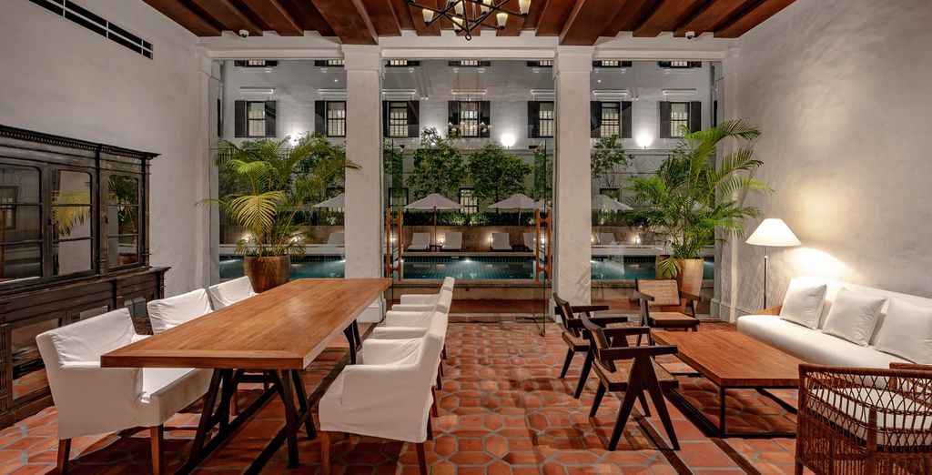 Cross Vibe Bangkok Sukhumvit 4*, Bella Nara Hotel 4* e Kora Beach Resort Phuket 5*