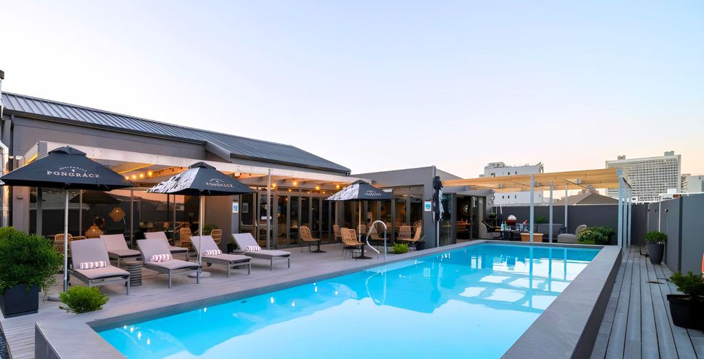 Kloof Street Hotel 4* con possibile estensione al Pan African Safari Lodge