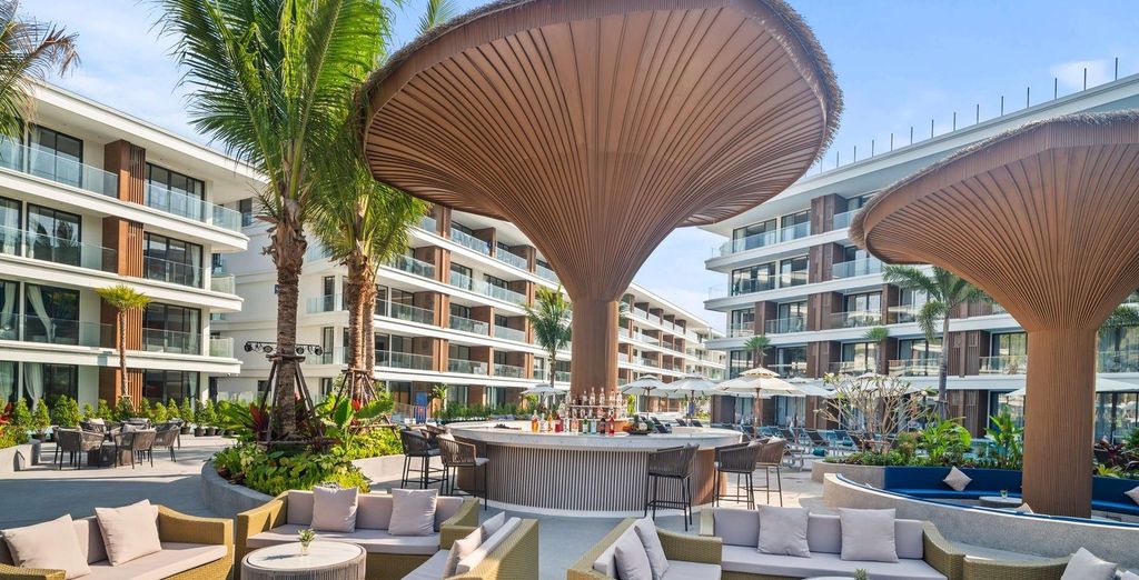 Cross Vibe Bangkok Sukhumvit 4*, Bella Nara Hotel 4* e Kora Beach Resort Phuket 5*