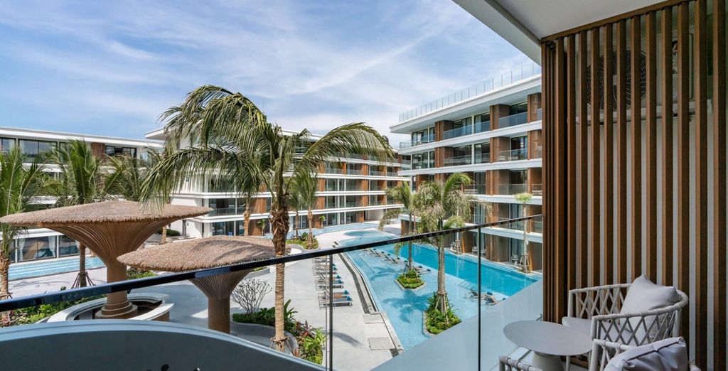 Cross Vibe Bangkok Sukhumvit 4*, Bella Nara Hotel 4* e Kora Beach Resort Phuket 5*