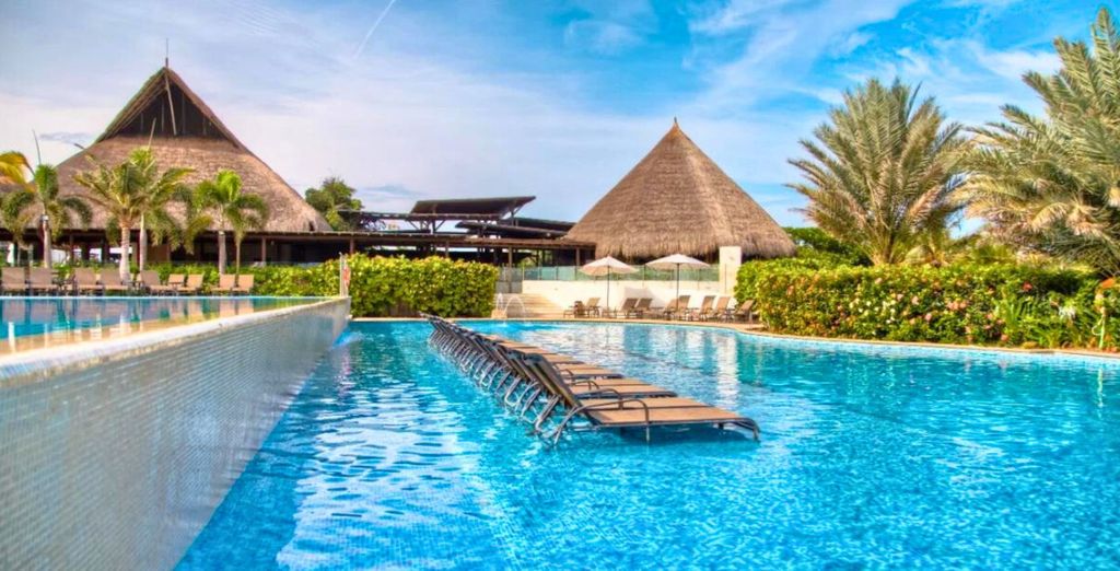 Hotel Estelar Parque de la 93 5* ed Estelar Playa Manzanillo Hotel 5*