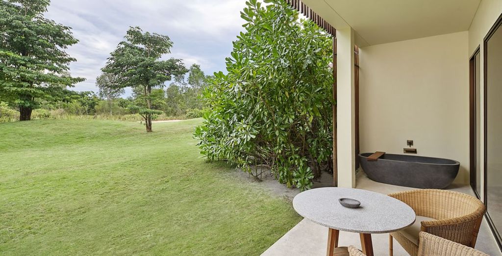 AnandaDara Ubud Resort & Spa 4* e Sheraton Belitung Resort 5*