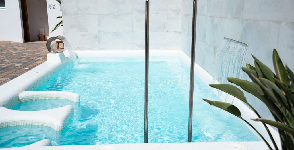 Hotel Anfora Ibiza 4*