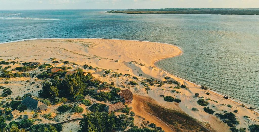 Voyager Beach Resort 4* e Kizingo Eco Lodge 4* con safari opzionale