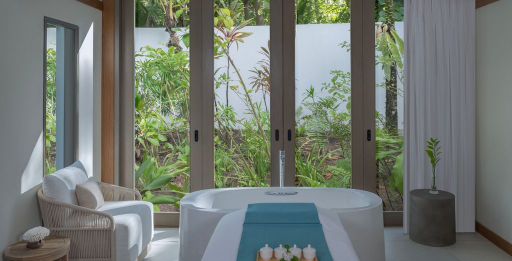 Avani+ Barbarons Seychelles 4* S