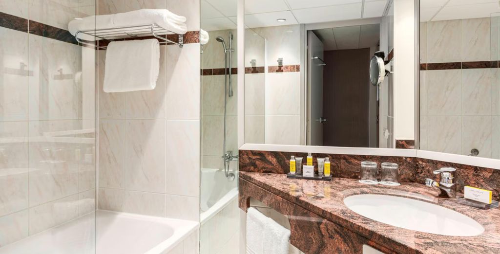 Tour in Normandia con possibile prolungamento al Paris Marriott Rive Gauche Hotel 4*