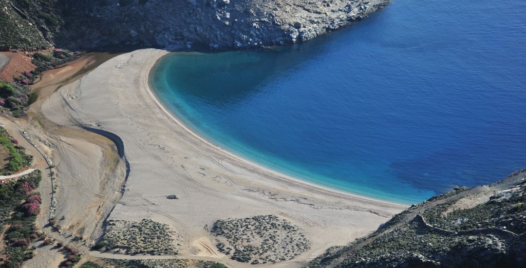 Aegea Blue Cycladic Resort 4*