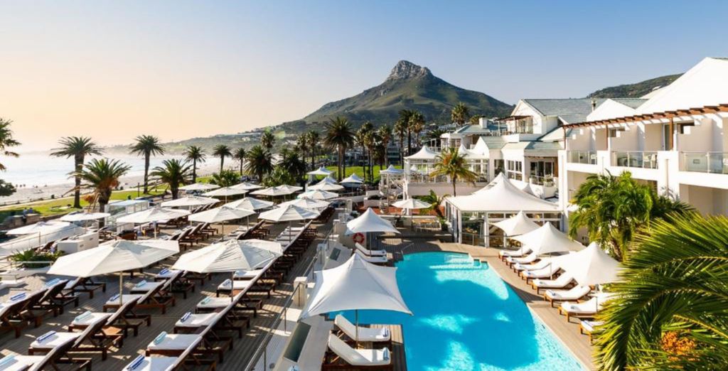 The Bay Hotel 5* con possibile prolungamento all'Inverdoorn Game Reserve Lodge