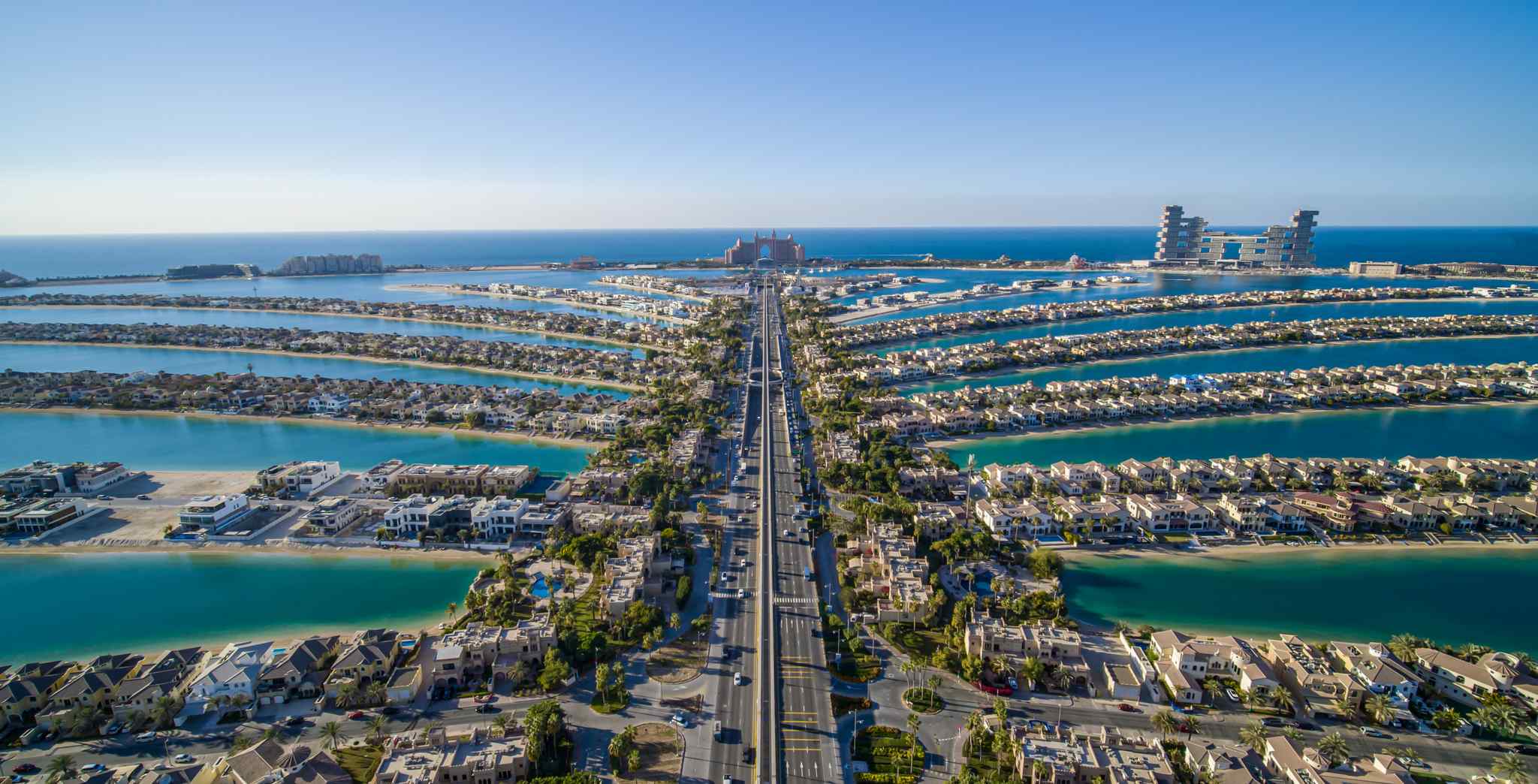 Дубай сейчас новости последние. Пальма Джумейра 2022. Остров Пальма в Дубае. Блю Вотерс Дубай. Дубай остров Пальма 2022 год.