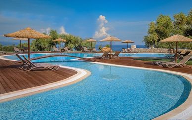Elegance Luxury Executive Suites Zakynthos 5*