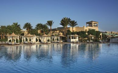 Coral Sea Holiday Resort 5*