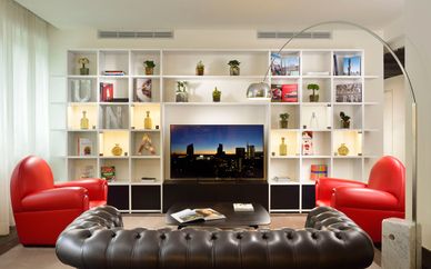UNA Hotel Century 4*