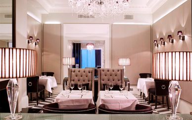 Eccleston Square Luxury Boutique Hotel 4*
