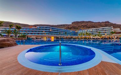 Radisson Blu Resort & Spa Gran Canaria Mogan 5*