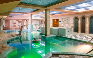 Hotel Comendador 4*