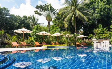Ramada Plaza Menam Riverside 5* y Paradise Beach Resort 4*