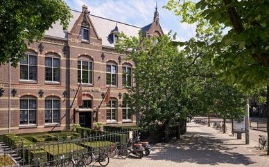 Hôtel The College 4*