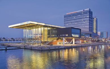 Hôtel Movenpick Amsterdam City 4*