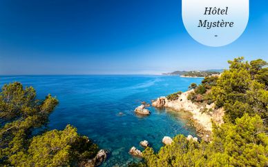 Hôtel mystère 4*