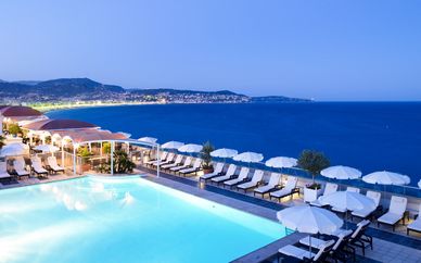 Radisson Blu Hotel Nice 4*