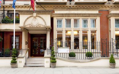 Knightsbridge Apartments at The Capital 5*