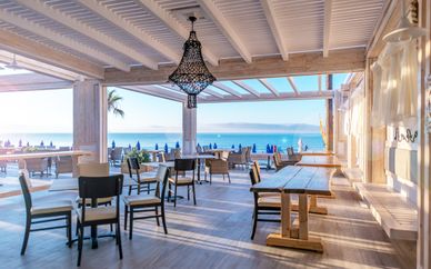 Mandala Seafront Private Suites - Adults Only