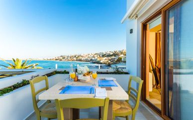 Cavo Seaside Luxury Suites - Adults Only