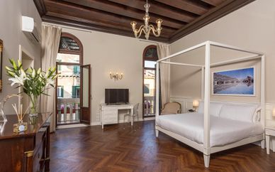 Hotel Salute Palace