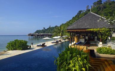 Hotel Stripes Kuala Lumpur 5* & Pangkor Laut Resort 5*