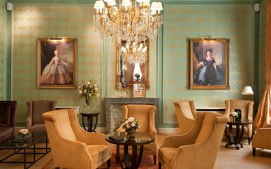 Grand Hotel Casselbergh 4 *