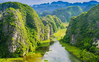 Private Charming Vietnam Tour & Central Beach Stay 4/5*
