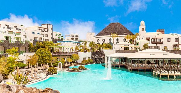 Hotel THe Volcán Lanzarote 5*