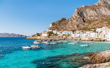 Delfino Beach Hotel 4*