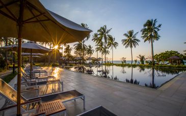 Kantary Beach Khaolak 4* + optioneel Radisson Suites Bangkok Sukhumvit 4* + Andaman Cannacia Resort & Spa 4*