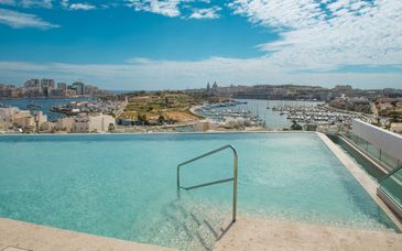 Grands Suites Hotel Residences & Spa 4*