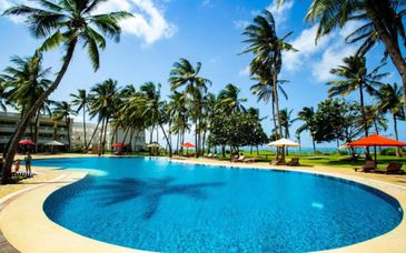 Pride Inn Paradise Beach Resort & Spa 5* mit optionaler Safari