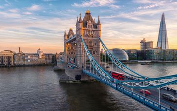 Doubletree By Hilton London - Victoria 4*