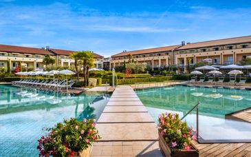 Hotel Caesius Thermae & Spa Resort 4*