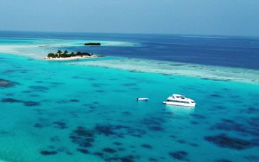 Private Yacht-Kreuzfahrt & optional Joy Island 5*