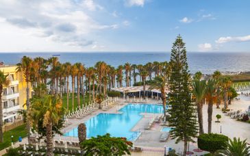 Louis Phaethon Beach 4*